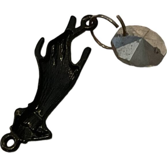 Victorian Style Hand Charm With Crystal Bead Pendant - Picture 4 of 4